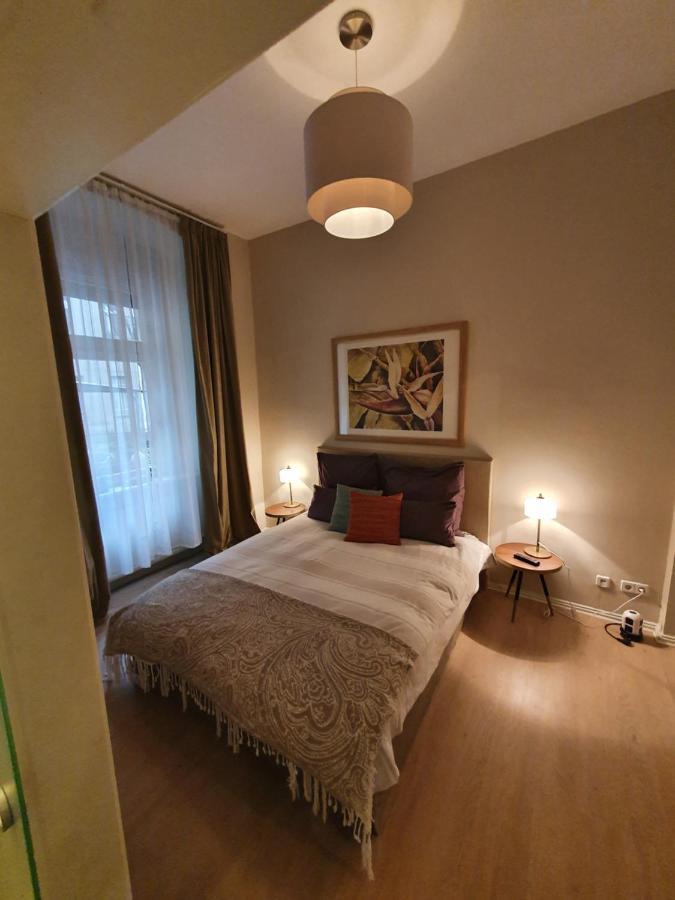 West Apartment *